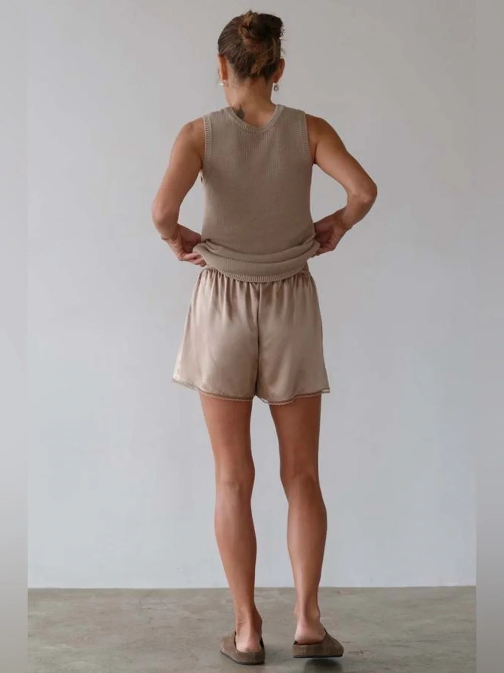 Donni The Silk Lace Tap Trim Pull On Shorts Shitake Brown Tan